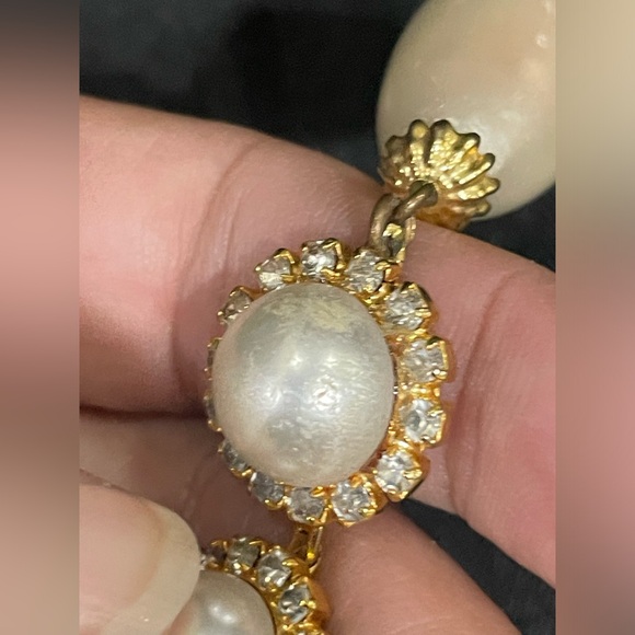 Vintage Signed Lawrence VRBA Faux Pearl Rhinestone 3.5 Dangle Pierced Earrings - Picture 13 of 16